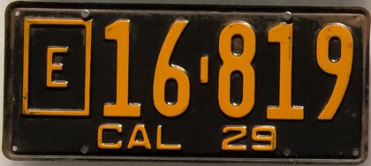 1929 exempt plate with E in square, 16-819