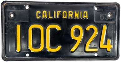 black passenger plate with rounded rectangle O, IOC 924